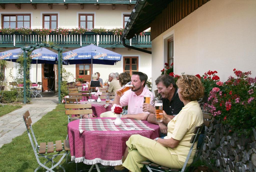 Landgasthof Zum Kirchenwirt Kellberg  Bagian luar foto